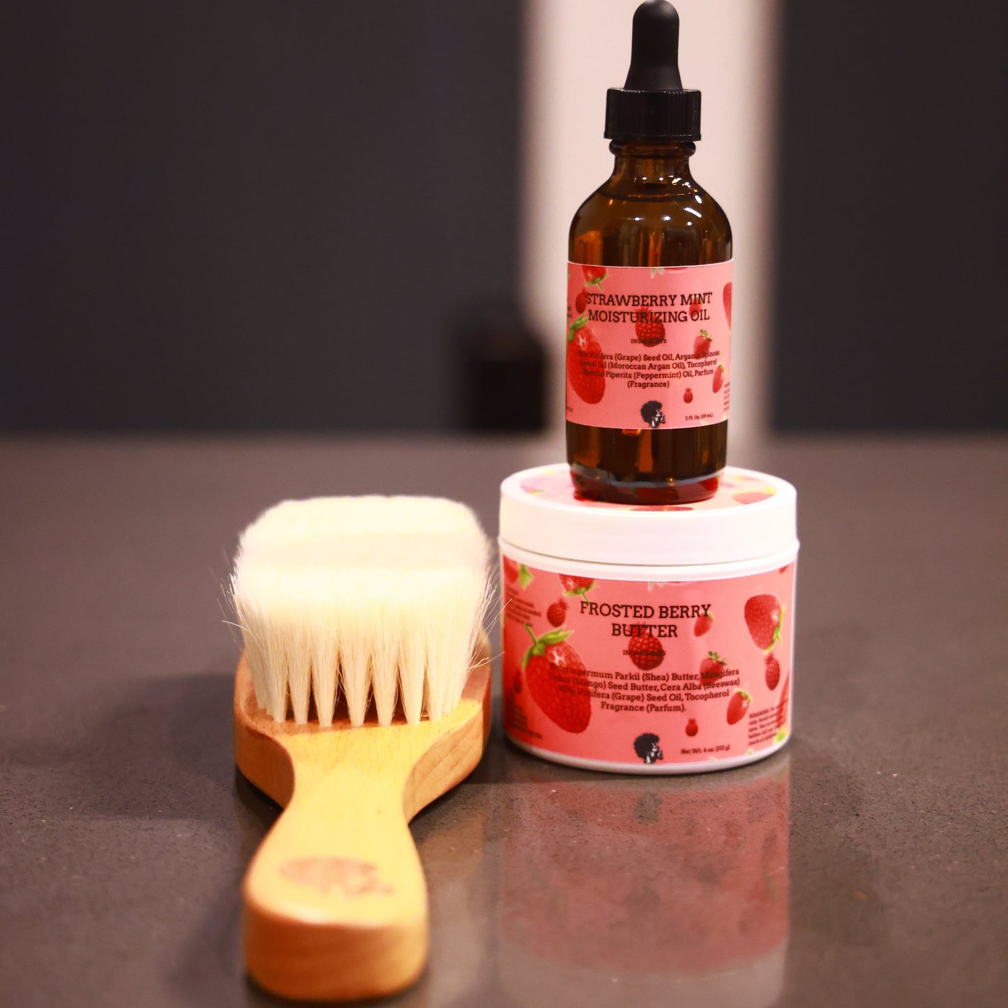 Buy A Brush Get Butter & Oil Free (Strawberry)
